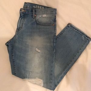 Distressed Boyfriend Jeans